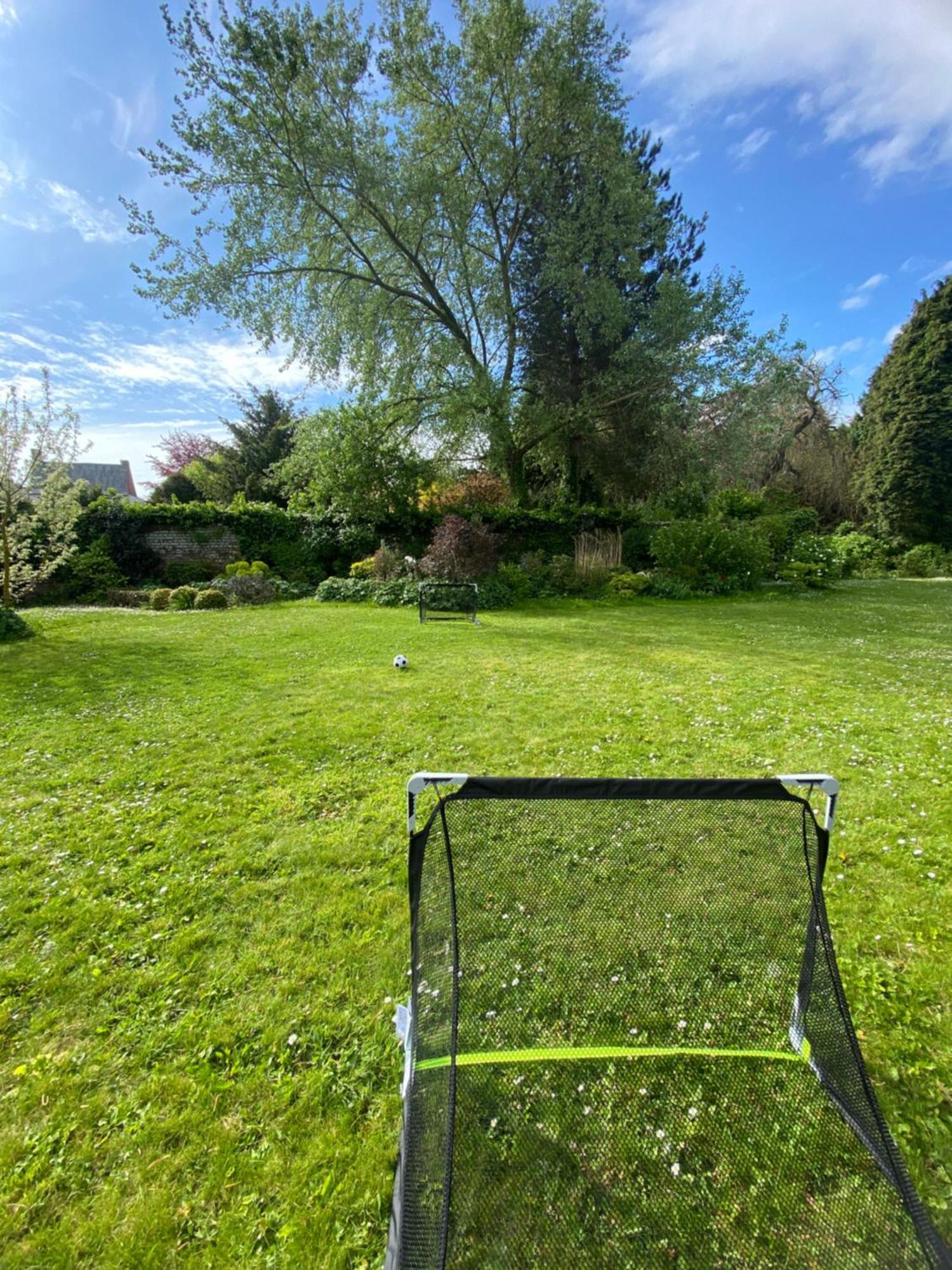 B&B - Villa Des Remparts - Ardres Proche Calais-St Omer-Dunkerque ภายนอก รูปภาพ