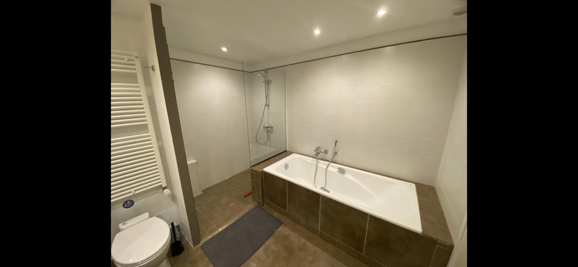 B&B - Villa Des Remparts - Ardres Proche Calais-St Omer-Dunkerque ภายนอก รูปภาพ